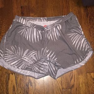 Semi fitted running shorts NWOT